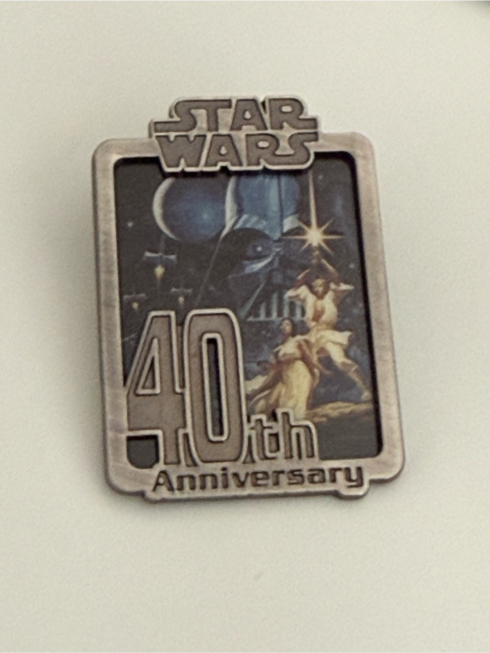 Disney Cast Exclusive Star Wars 40th Anniversary Limited Edition Trading pin